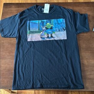 NWT Dreamworks Shrek Black Tee